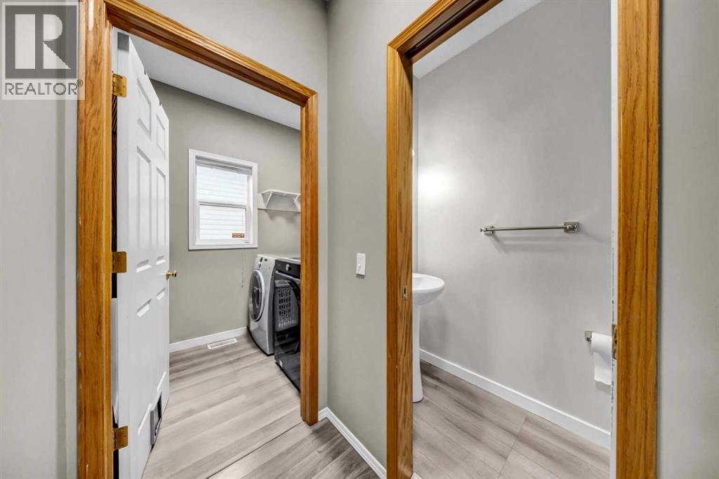 1150 Prestwick Circle SE, Calgary, Alberta  T2Z 3M1 - Photo 10 - A2341996