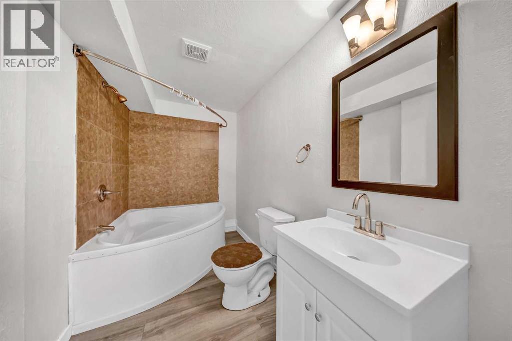 1150 Prestwick Circle SE, Calgary, Alberta  T2Z 3M1 - Photo 41 - A2341996