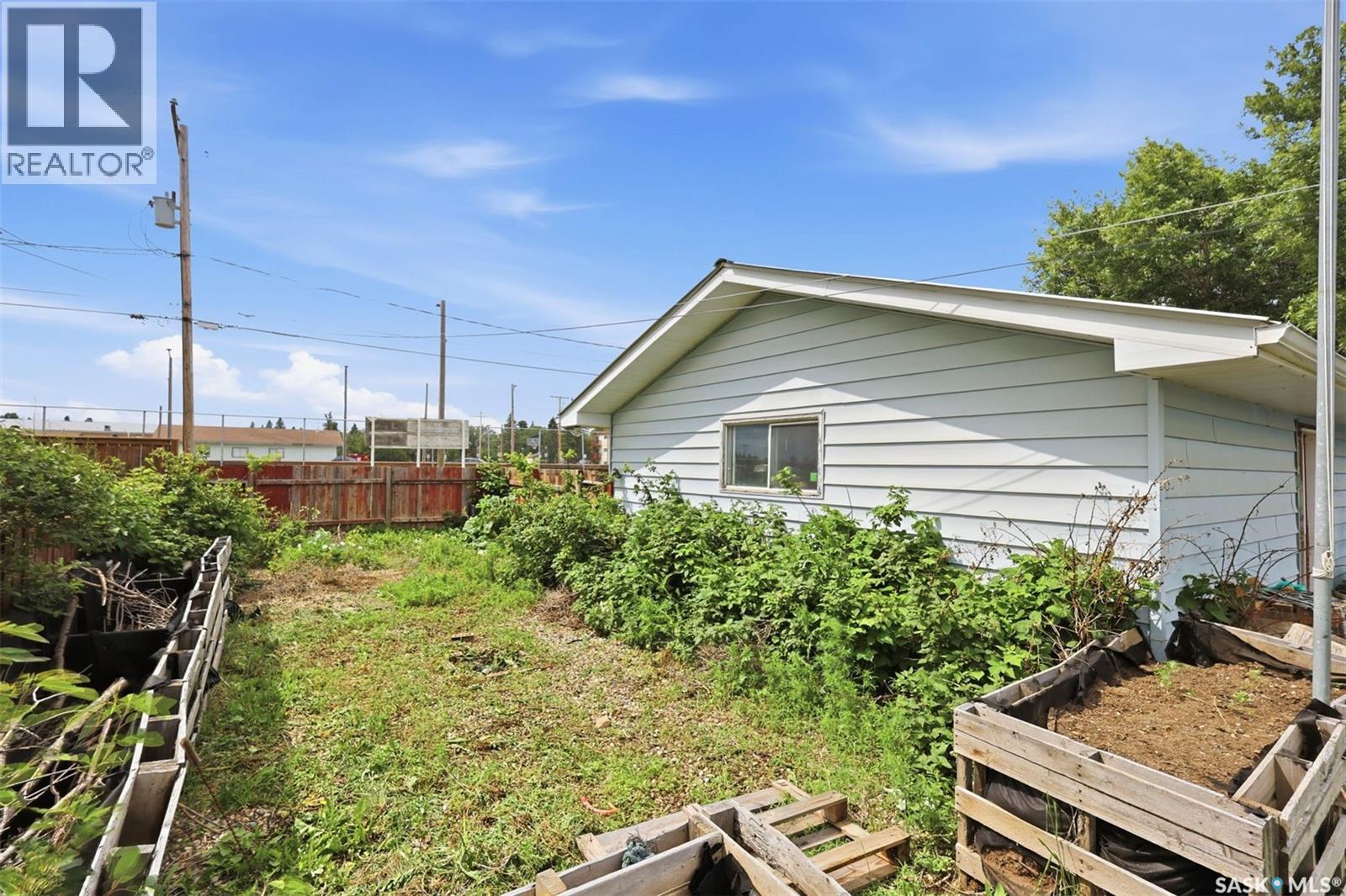 304 4th Avenue, Langham, Saskatchewan  S0K 2L0 - Photo 39 - SK047564