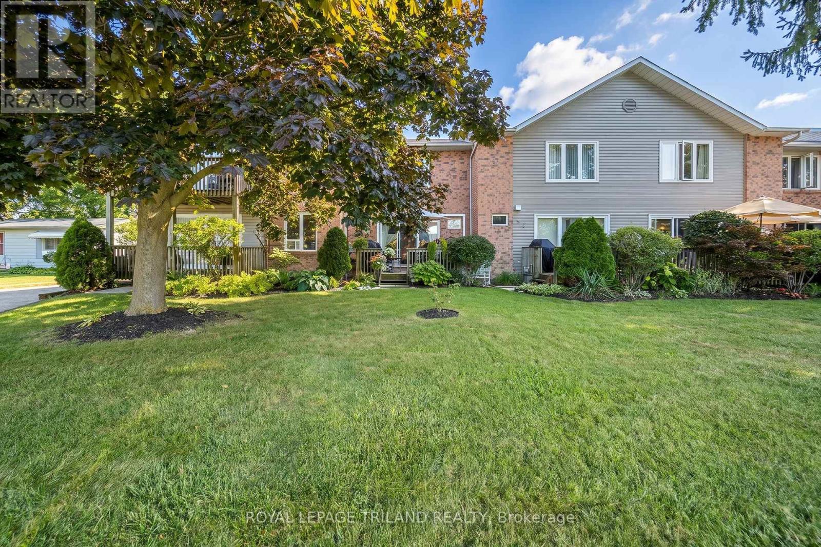 3 - 18 Sauble River Road, Lambton Shores, Ontario  N0M 1T0 - Photo 2 - X13748960
