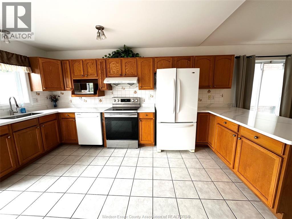 2292 Askin, Windsor, Ontario  N9B 3Y4 - Photo 14 - 26021724