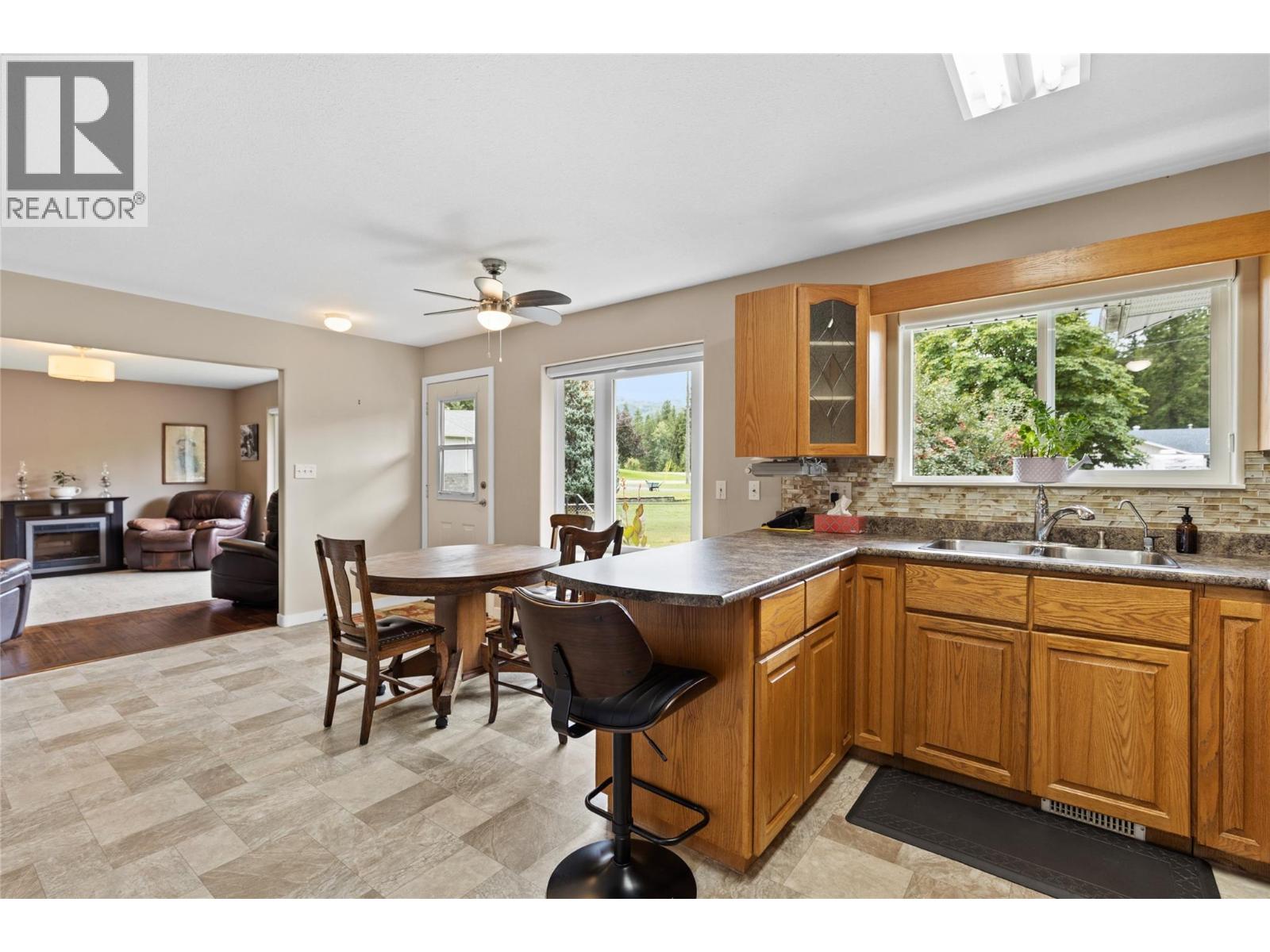 325 Wyndhaven Drive, Clearwater, British Columbia  V0E 1N1 - Photo 5 - 10397275