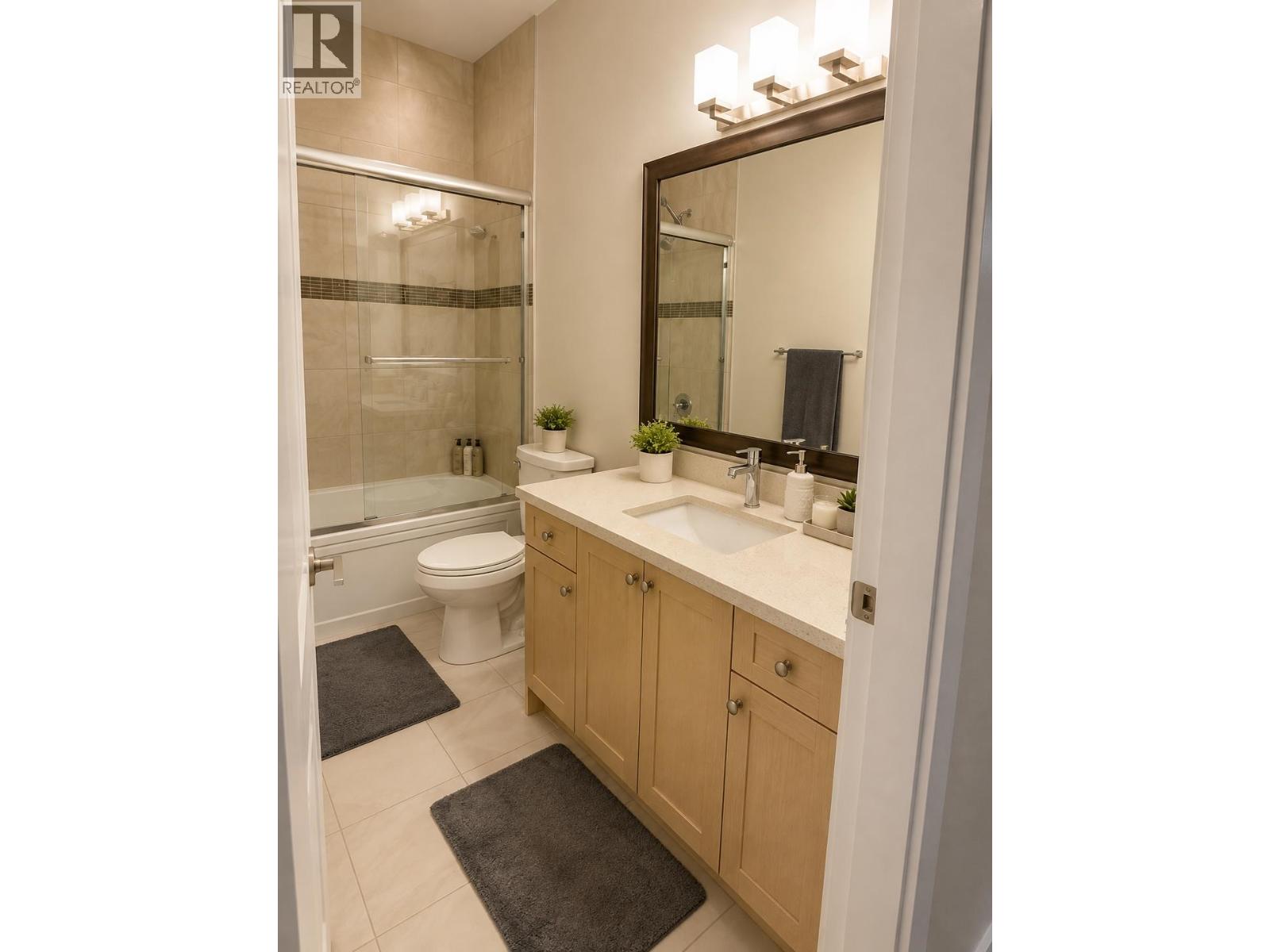 Basement 3387 Darwin Ave, Coquitlam, British Columbia  V3B 0C9 - Photo 2 - R3161860