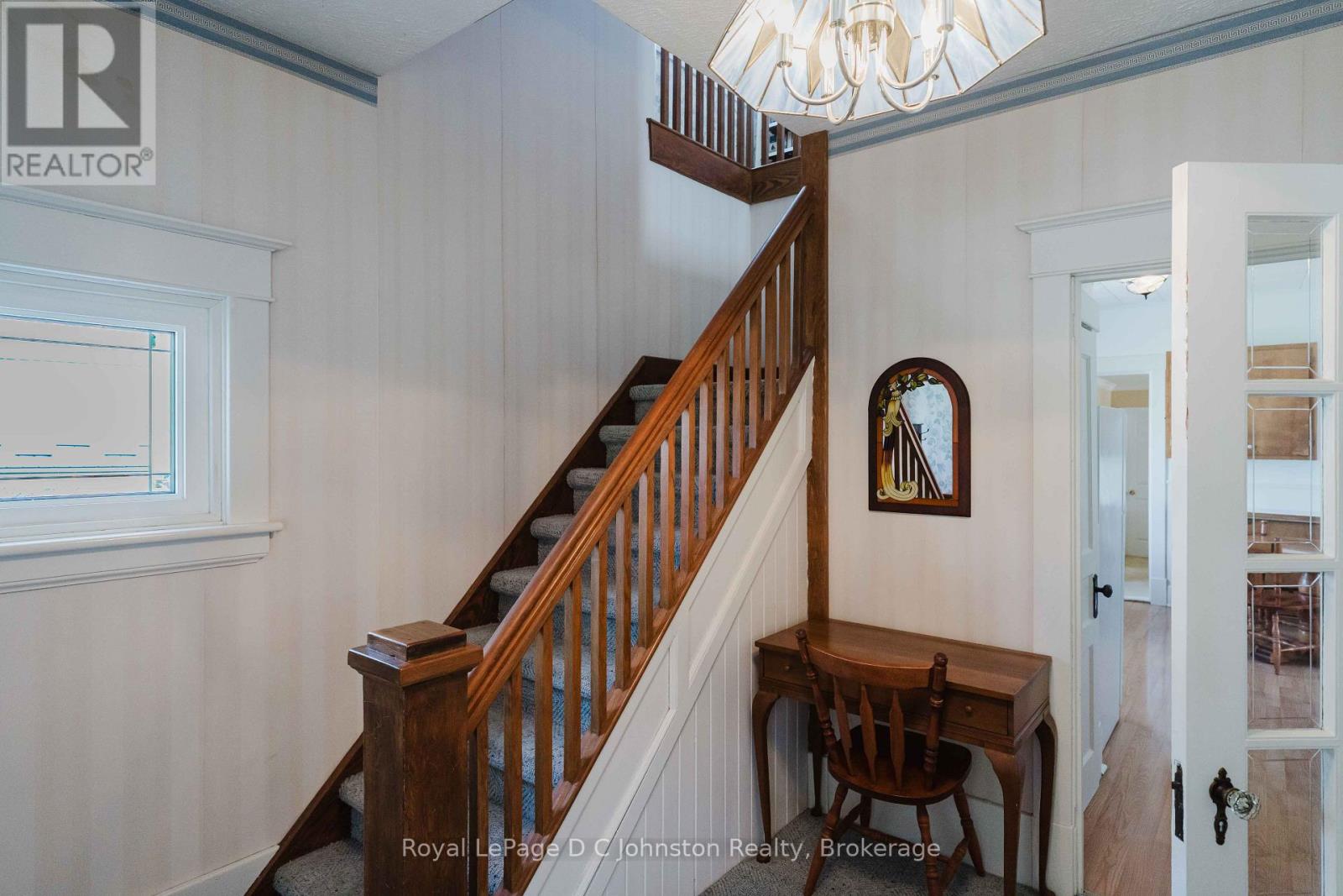 48 Grosvenor Street S, Saugeen Shores, Ontario  N0H 2L0 - Photo 10 - X13746100