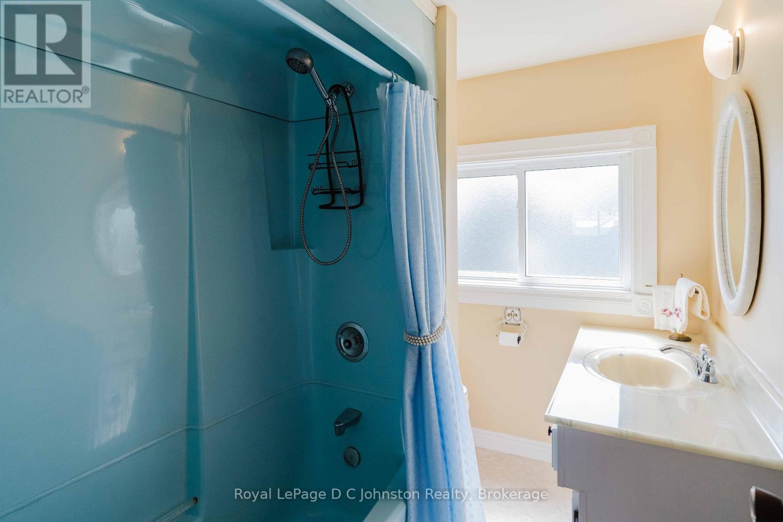 48 Grosvenor Street S, Saugeen Shores, Ontario  N0H 2L0 - Photo 28 - X13746100