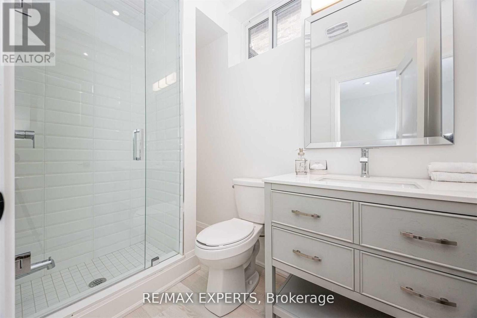 55 Muir Avenue, Toronto, Ontario  M9L 1H5 - Photo 16 - W13748968