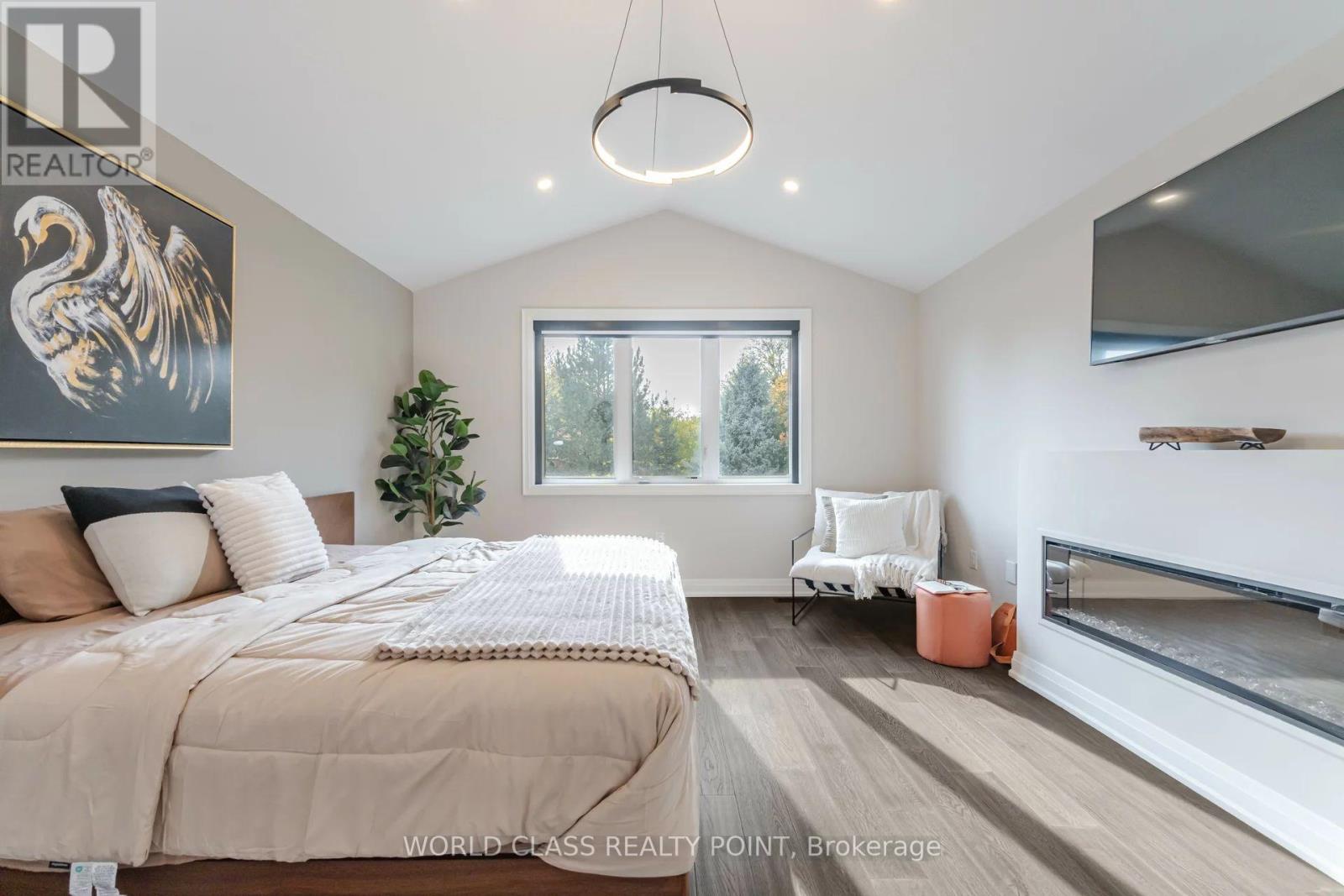 560 Woodview Road, Burlington, Ontario L7N 3A1 - Photo 19 - W13748992
