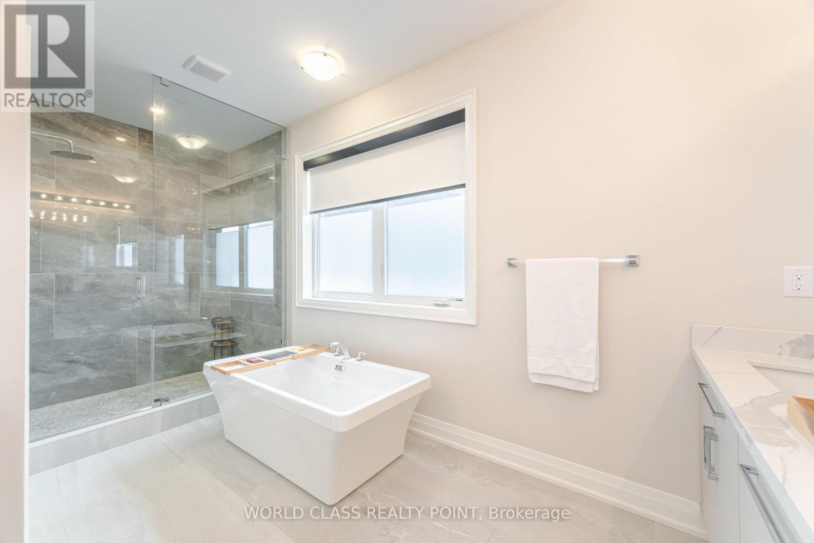 560 Woodview Road, Burlington, Ontario L7N 3A1 - Photo 20 - W13748992