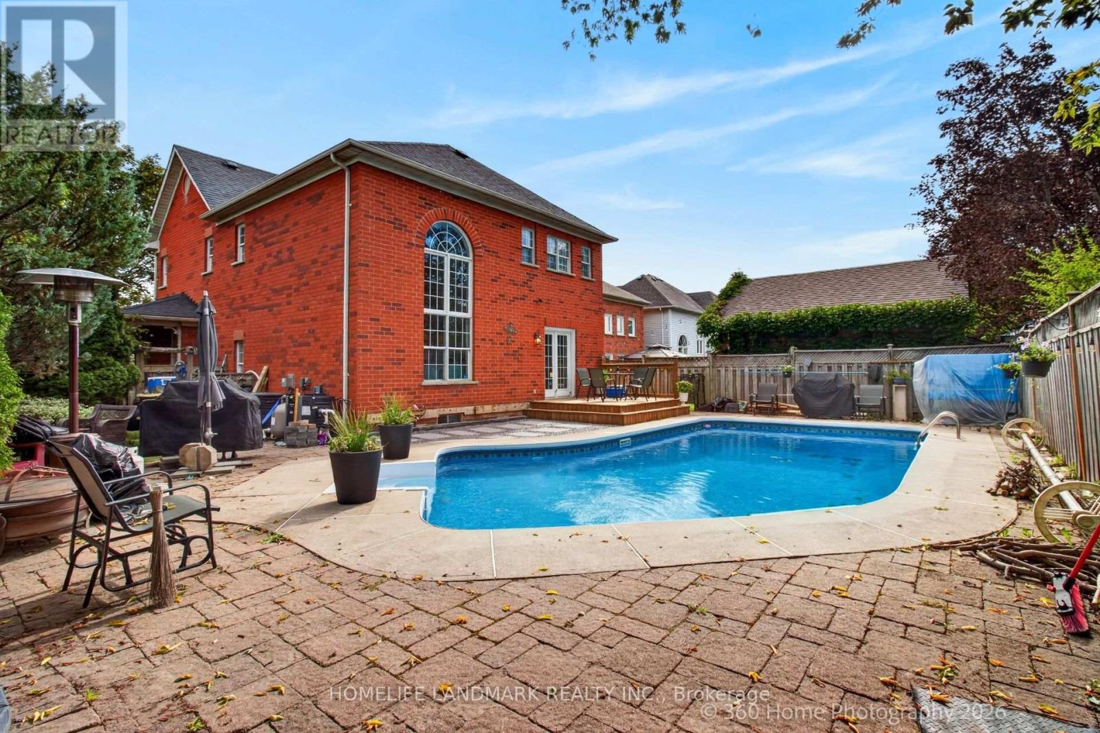 42 Blackfriar Avenue, Whitby, Ontario  L1M 1E4 - Photo 20 - E13748754