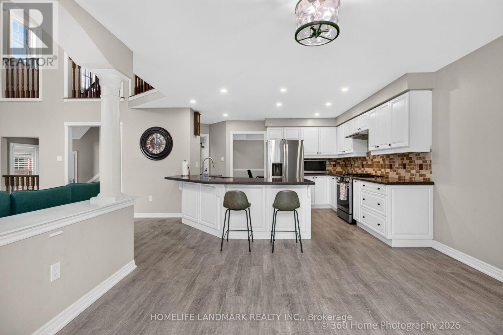 42 Blackfriar Avenue, Whitby, Ontario  L1M 1E4 - Photo 24 - E13748754