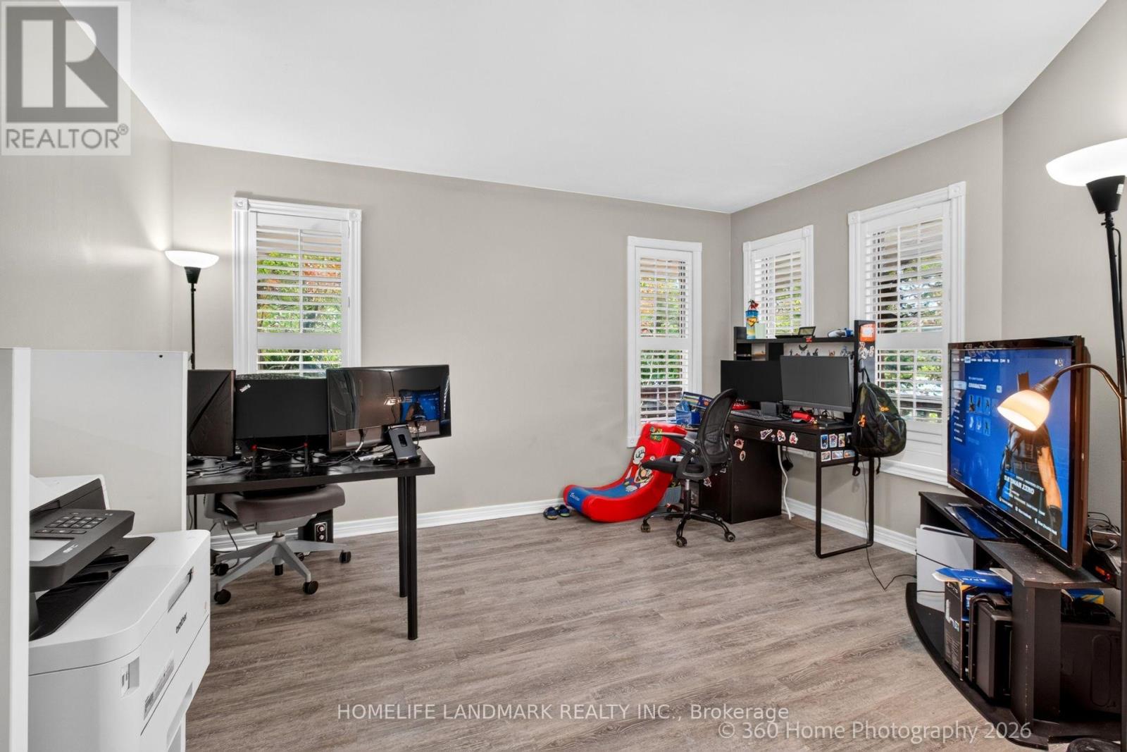 42 Blackfriar Avenue, Whitby, Ontario  L1M 1E4 - Photo 23 - E13748754