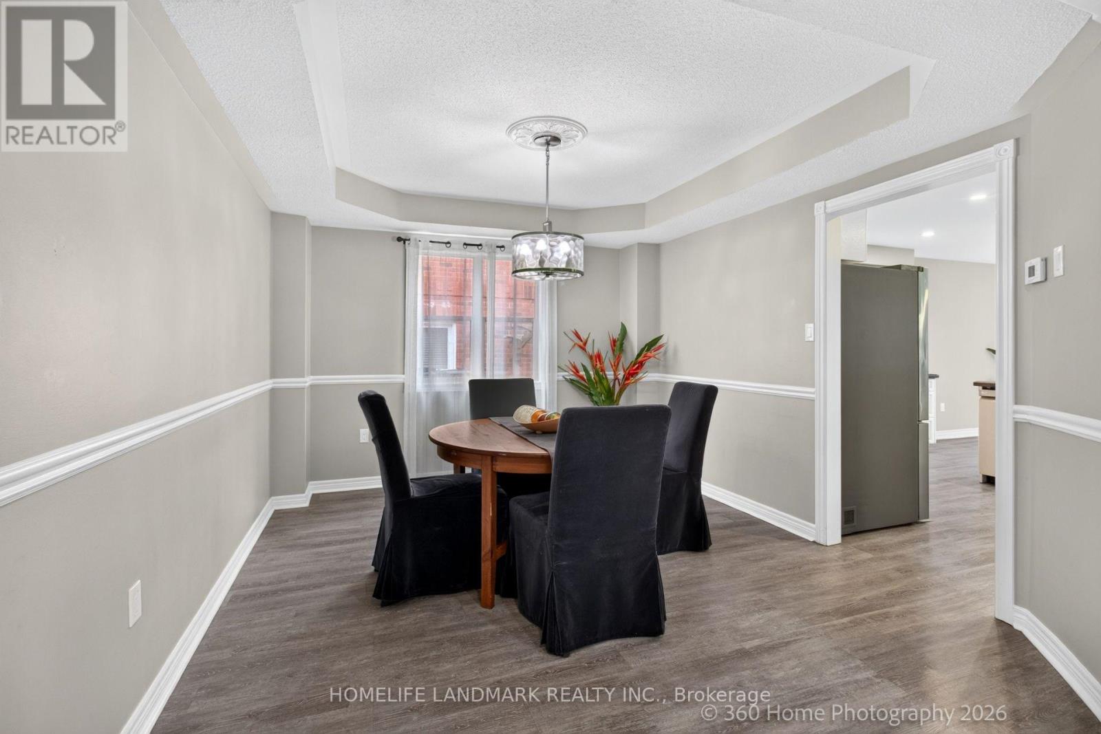 42 Blackfriar Avenue, Whitby, Ontario  L1M 1E4 - Photo 5 - E13748754