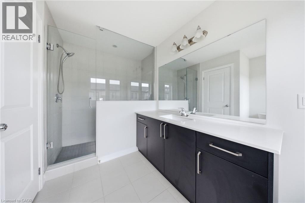 155 Equestrian Way Unit# 45, Cambridge, Ontario  N3E 0E8 - Photo 20 - 40860869