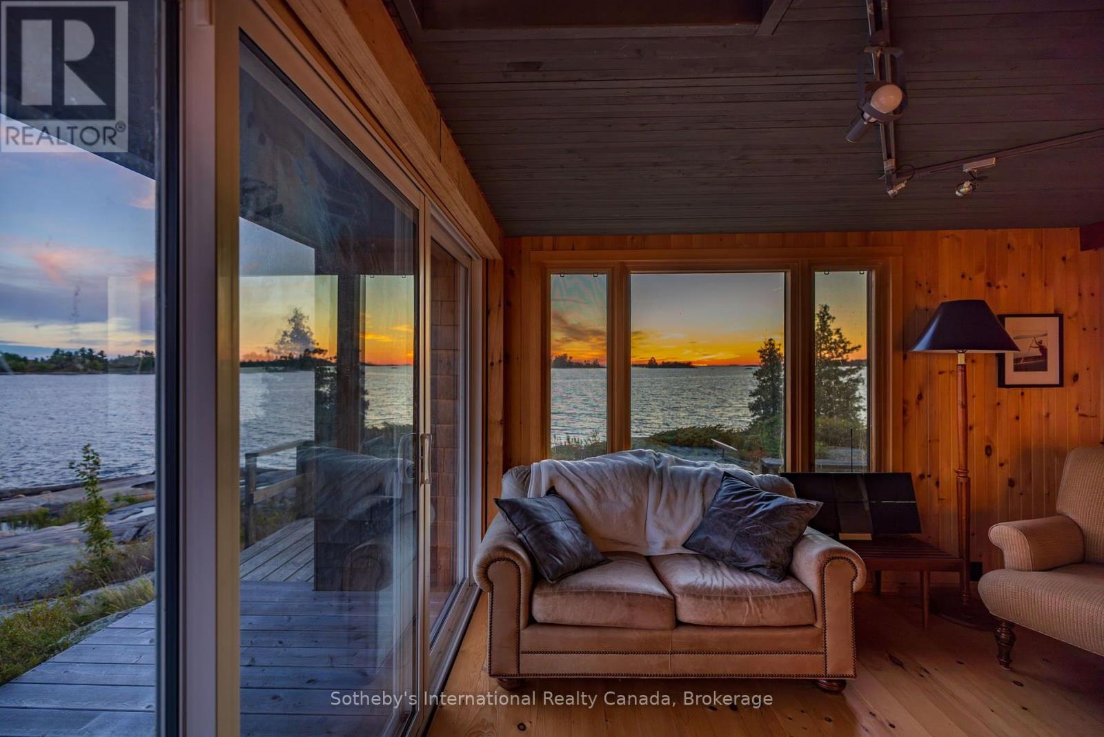 1 Island 352c, Carling, Ontario  P0G 1G0 - Photo 10 - X13733296