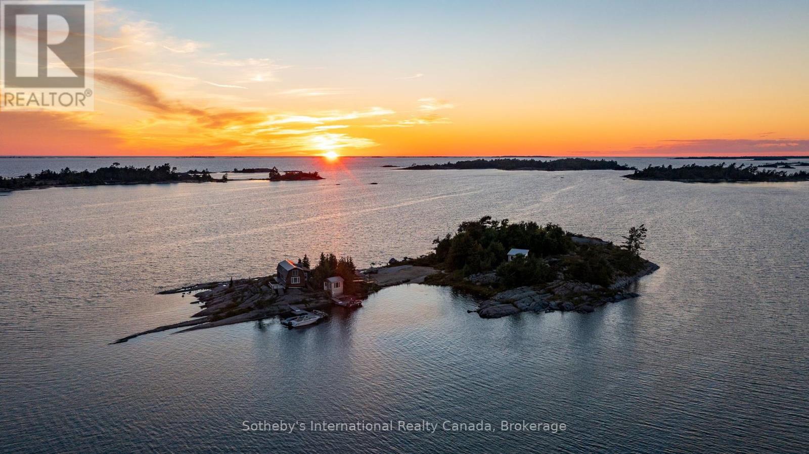 1 Island 352c, Carling, Ontario  P0G 1G0 - Photo 2 - X13733296