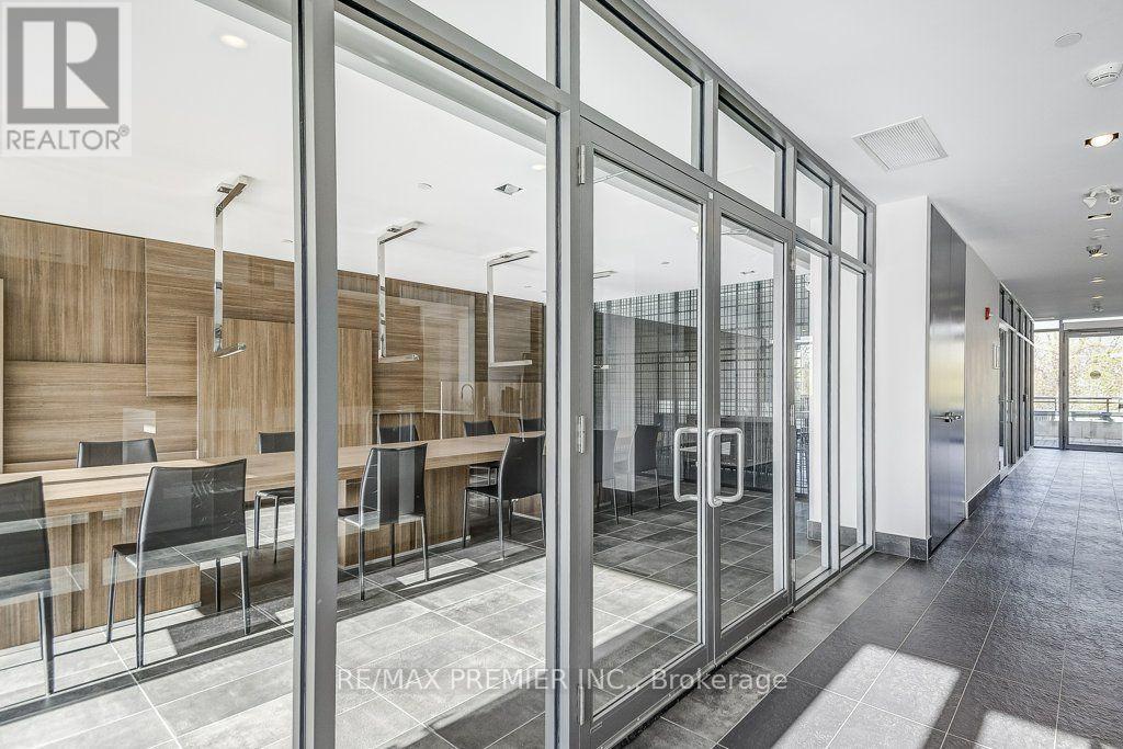 B601 - 5240 Dundas Street, Burlington, Ontario  L7L 0J6 - Photo 16 - W13748942