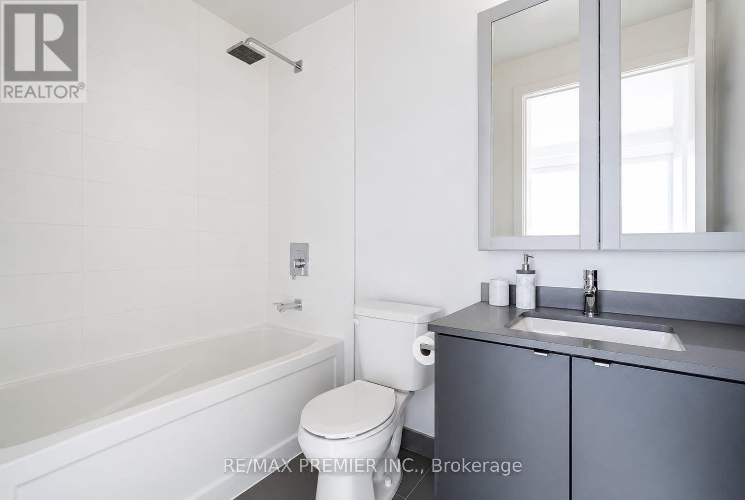 B601 - 5240 Dundas Street, Burlington, Ontario  L7L 0J6 - Photo 6 - W13748942