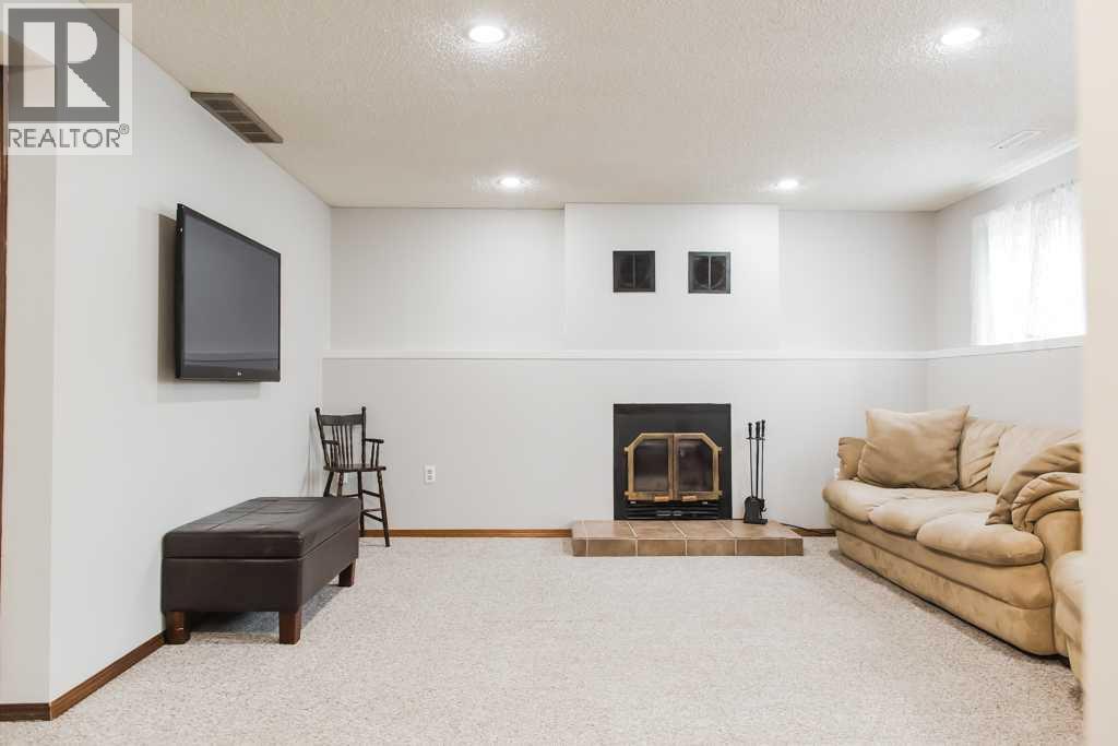 9634 64a Avenue, Grande Prairie, Alberta T8W 2B1 - Photo 21 - A2342223