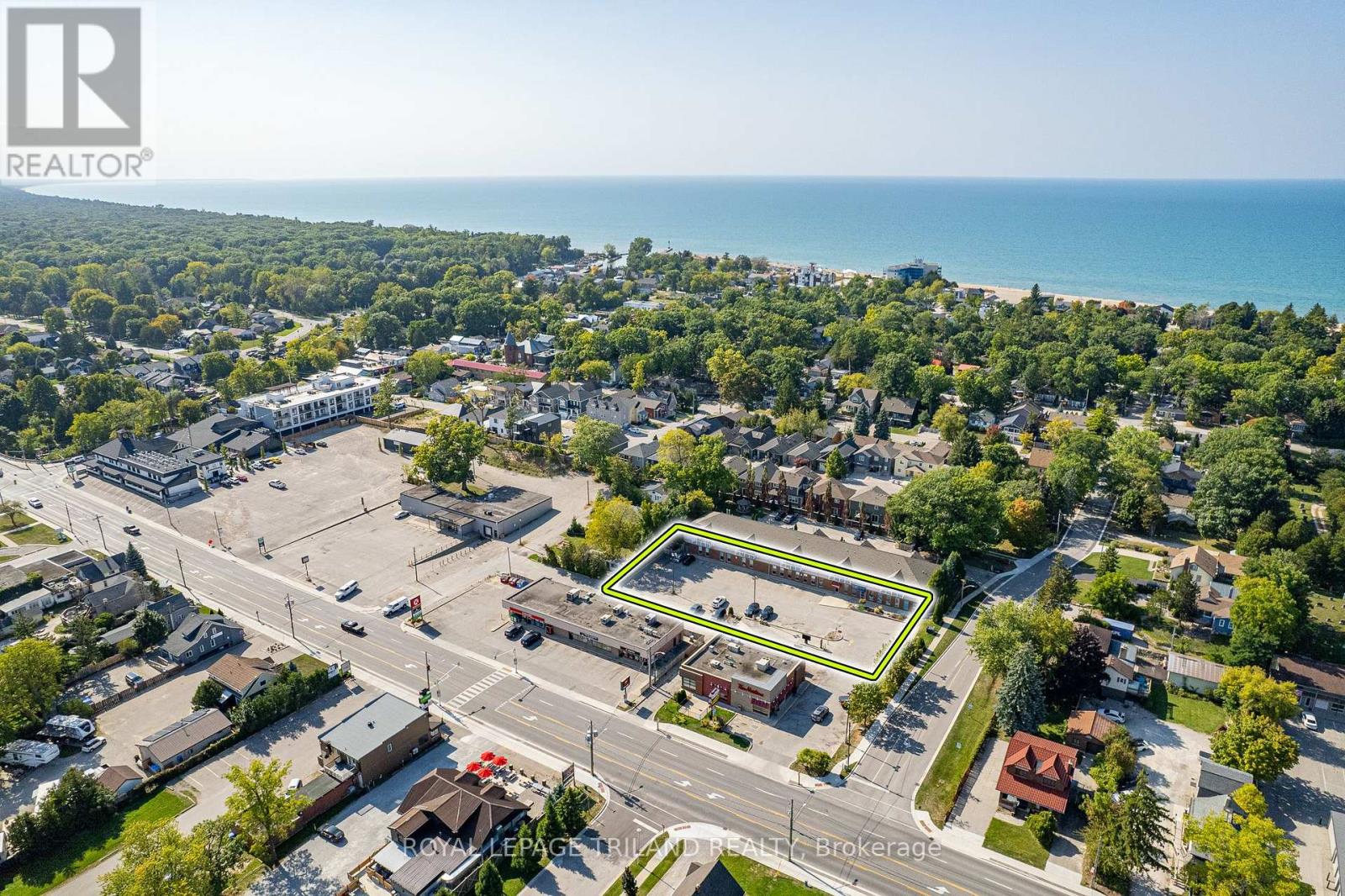 1 - 37 Ontario Street N, Lambton Shores, Ontario  N0M 1T0 - Photo 4 - X13749012