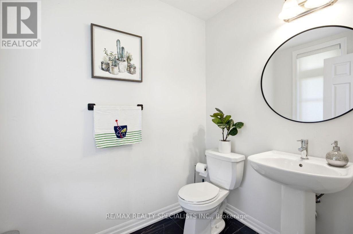 27 Salmon Crescent, Clarington, Ontario  L1B 1L9 - Photo 18 - E13749026