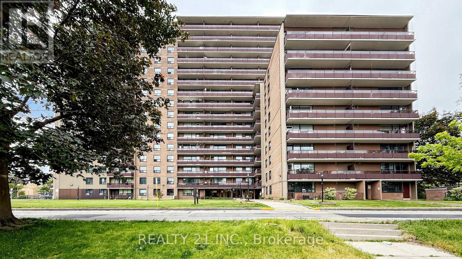 819 - 180 Markham Road, Toronto, Ontario  M1M 2Z9 - Photo 4 - E13749062
