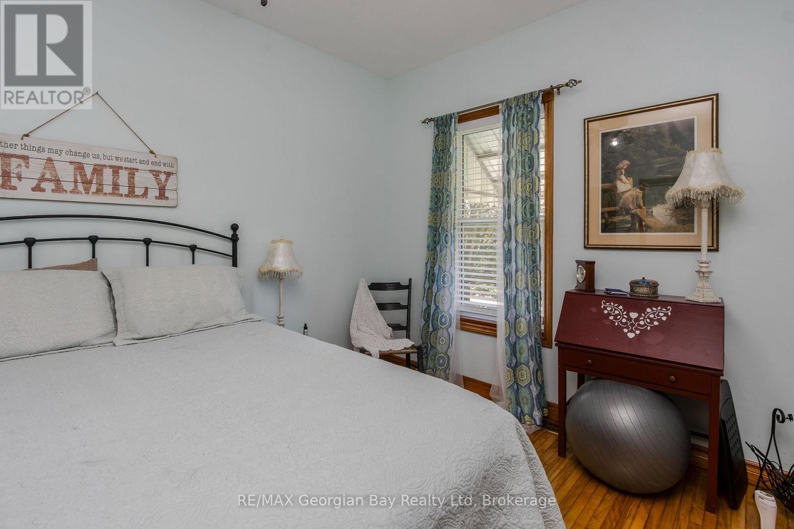 305 Lindsay Street E, Midland, Ontario  L4R 2V4 - Photo 5 - S13749054