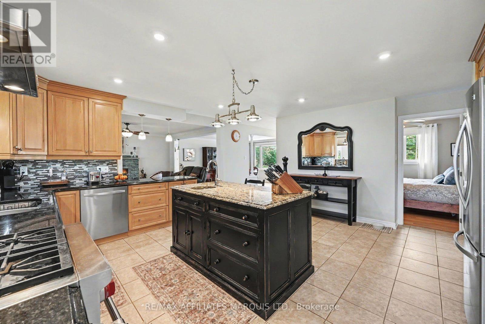 6703 Gilmore Hill Road, South Glengarry, Ontario  K6H 7J3 - Photo 13 - X13749036