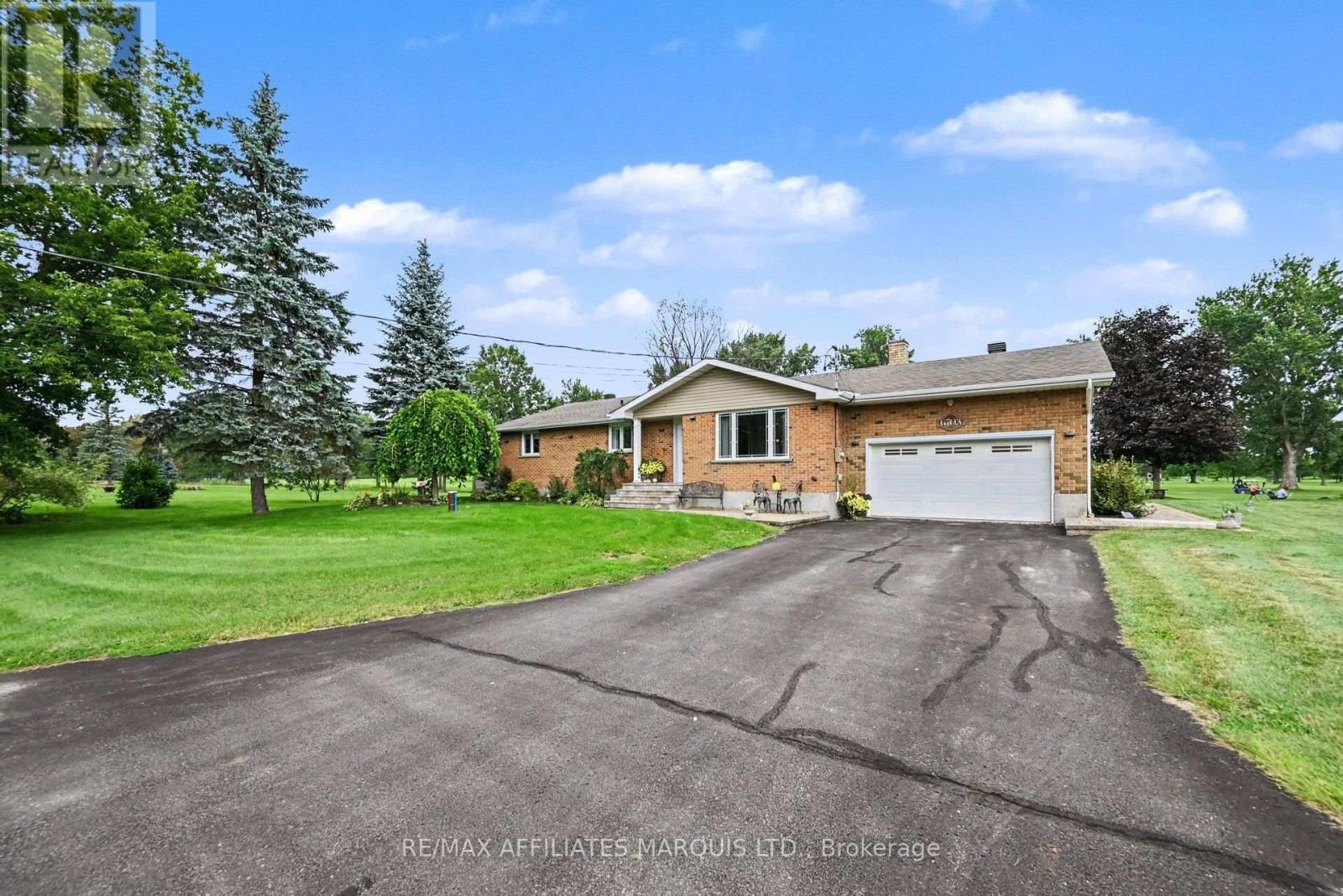 6703 Gilmore Hill Road, South Glengarry, Ontario  K6H 7J3 - Photo 6 - X13749036