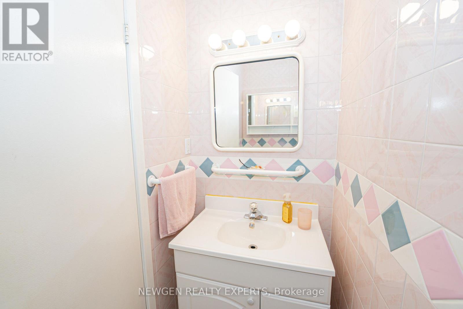 56 - 46 Dearbourne Boulevard, Brampton, Ontario  L6T 1J7 - Photo 29 - W13749046