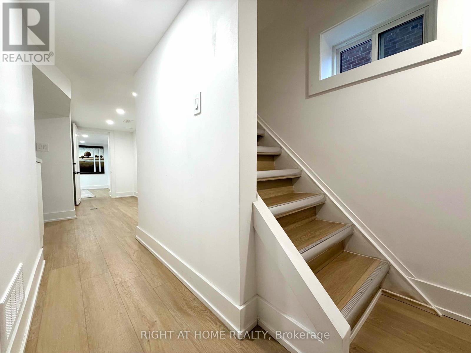 28 Pendeen Avenue, Toronto, Ontario  M6N 2P3 - Photo 24 - W13737680