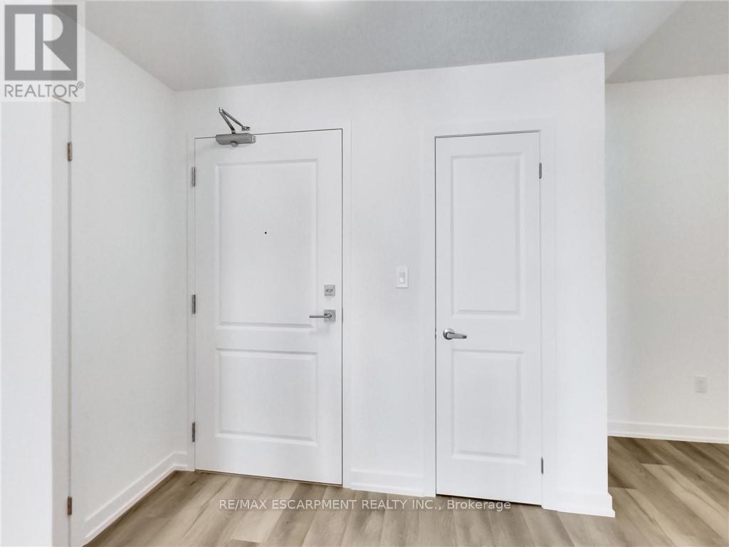 1008 - 470 Dundas Street E, Hamilton, Ontario  L8B 2A6 - Photo 2 - X13749042