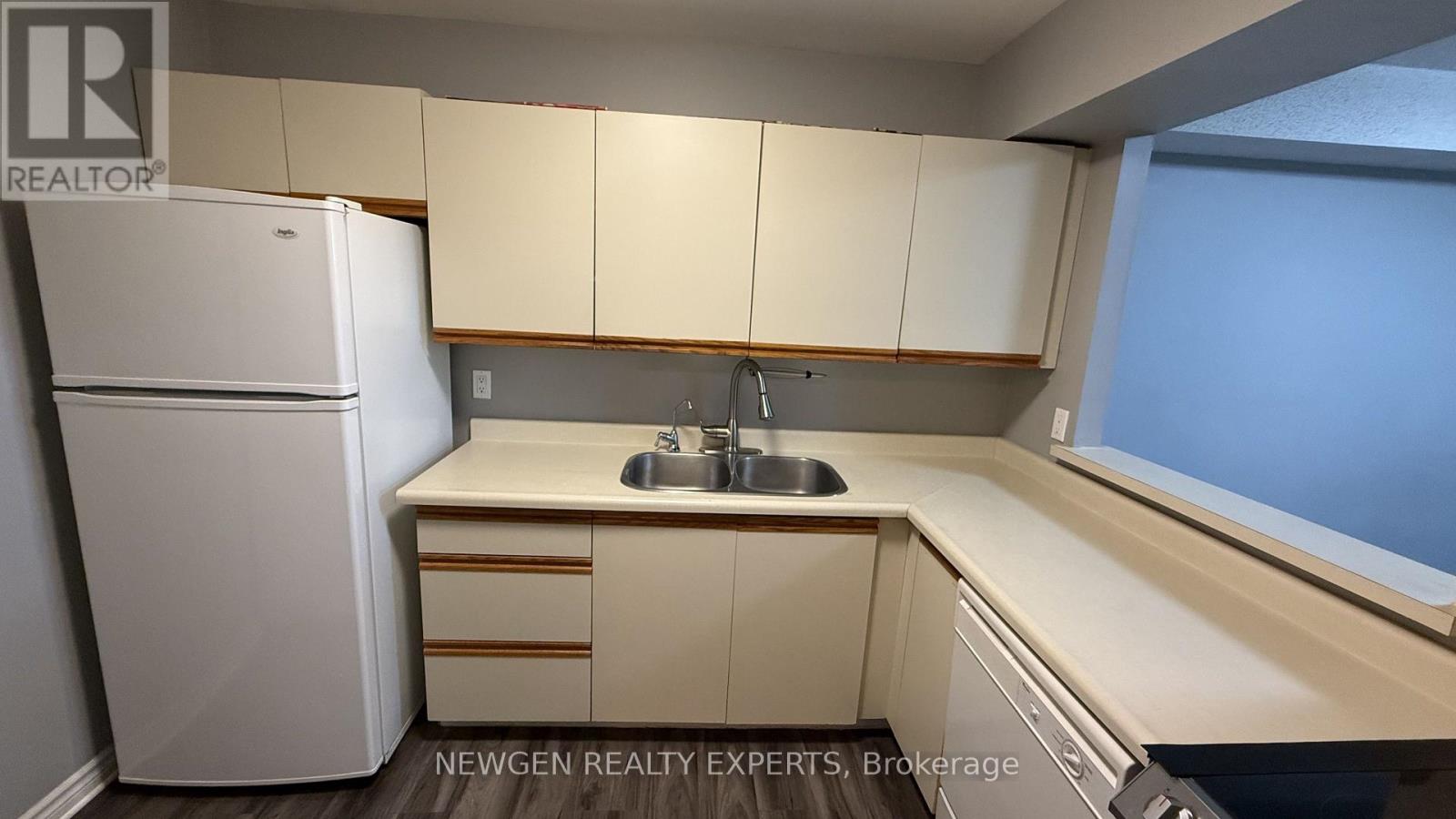 405 - 18 Holborn Court, Kitchener, Ontario  N2A 4A1 - Photo 14 - X13700748