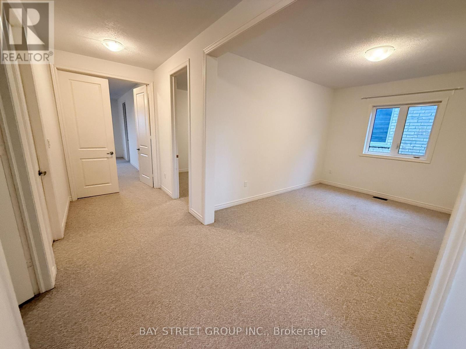 69 Tupling Street, Bradford West Gwillimbury, Ontario  L3Z 0W6 - Photo 15 - N13749068