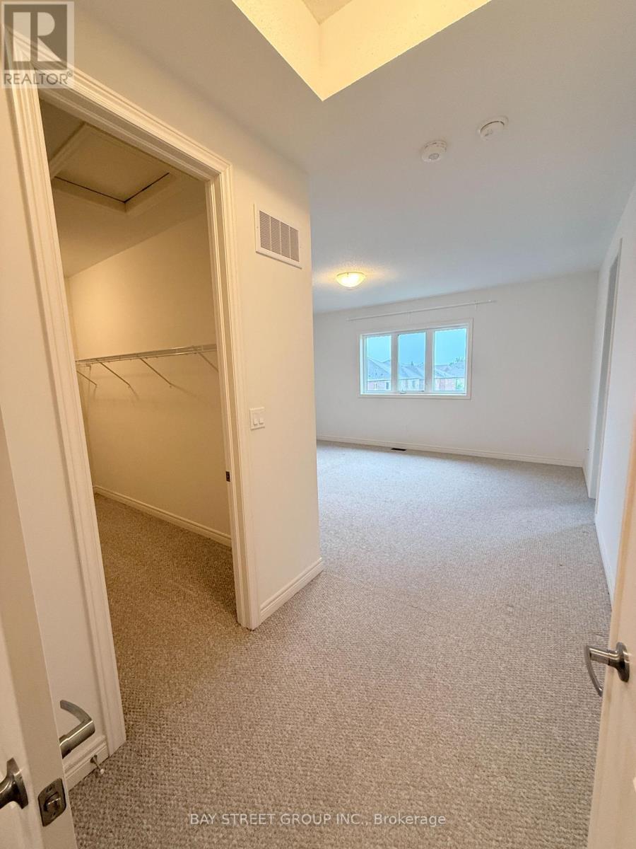 69 Tupling Street, Bradford West Gwillimbury, Ontario  L3Z 0W6 - Photo 22 - N13749068