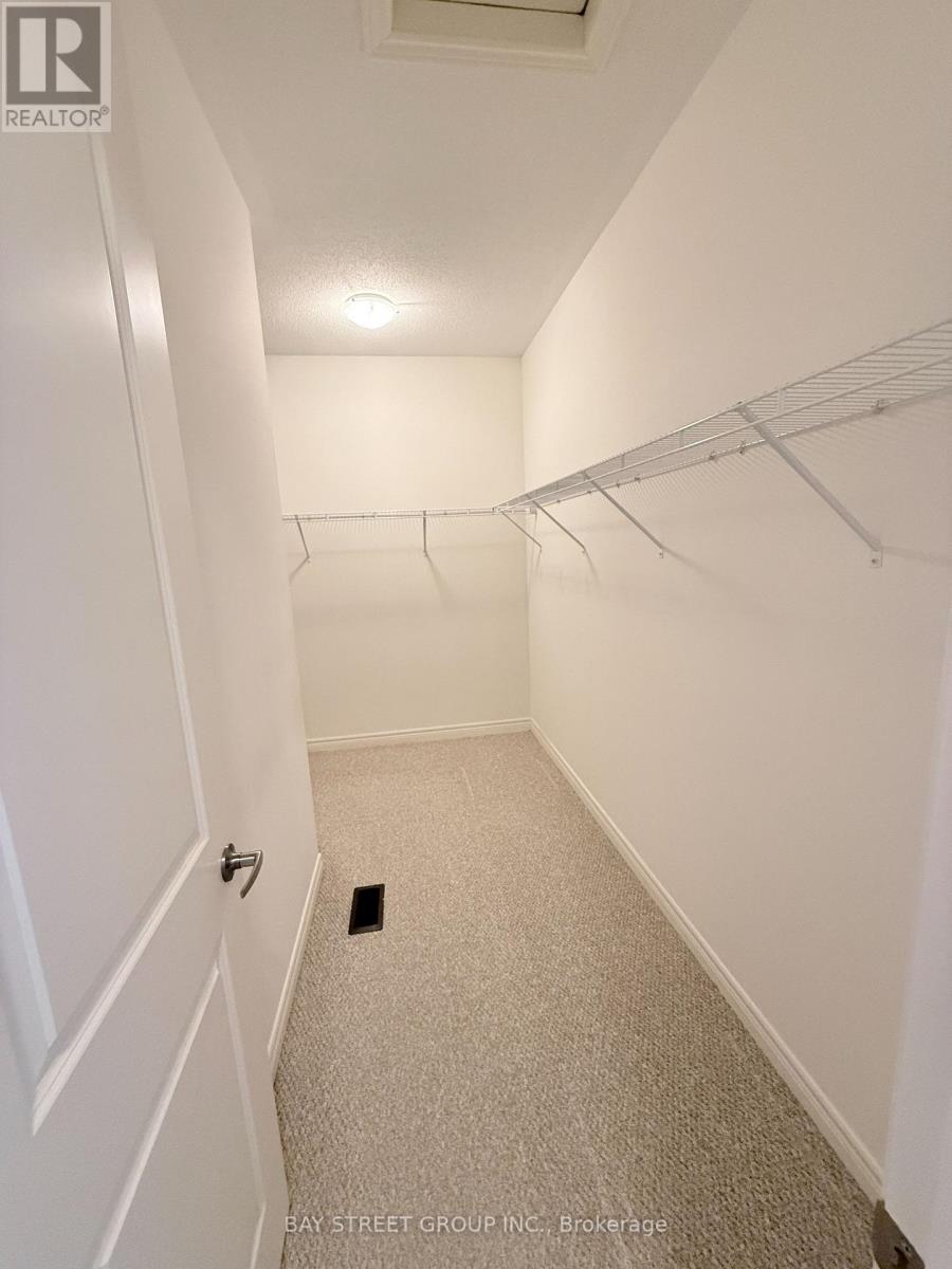69 Tupling Street, Bradford West Gwillimbury, Ontario  L3Z 0W6 - Photo 23 - N13749068