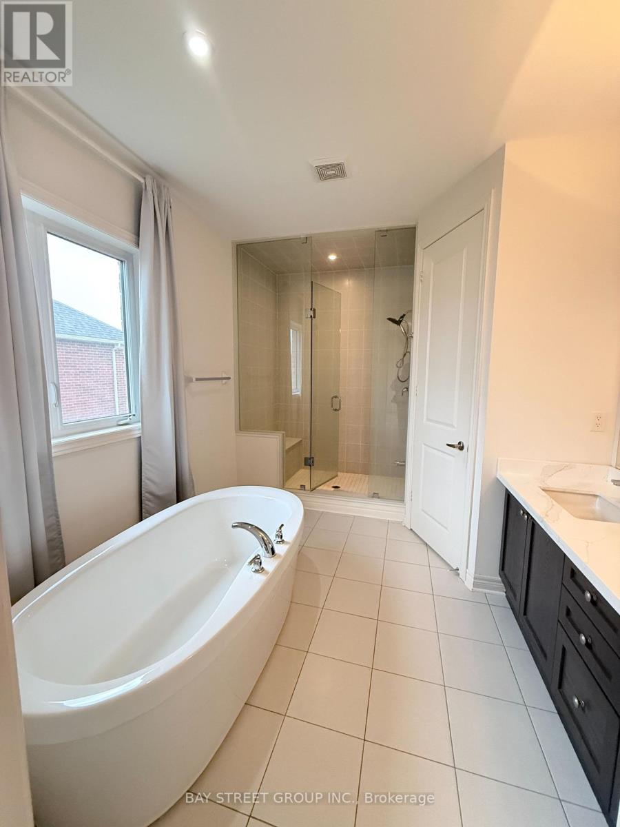 69 Tupling Street, Bradford West Gwillimbury, Ontario  L3Z 0W6 - Photo 26 - N13749068