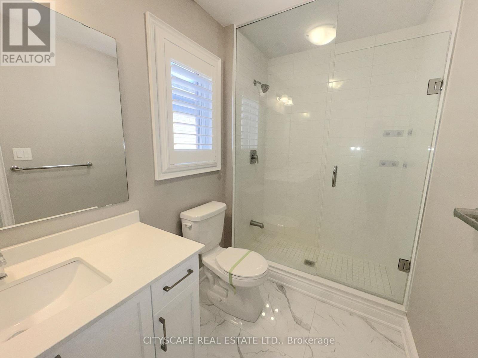 5 Pear Blossom Way, East Gwillimbury, Ontario  L9N 0T1 - Photo 35 - N13749078