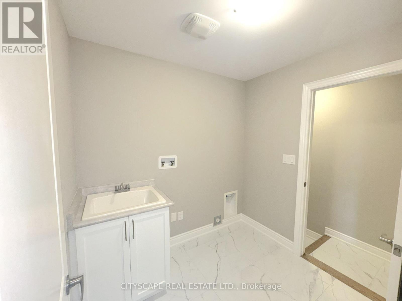 5 Pear Blossom Way, East Gwillimbury, Ontario  L9N 0T1 - Photo 37 - N13749078