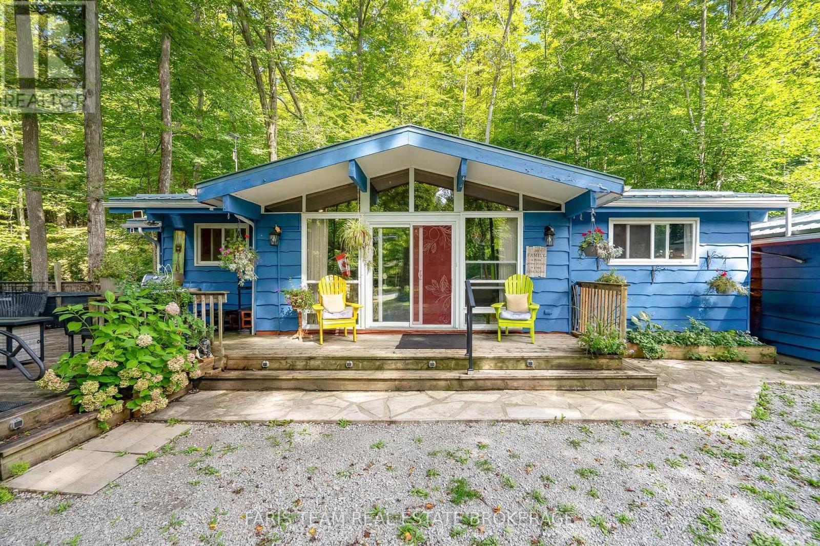 103 SILVER BIRCH DRIVE, Tiny, Ontario