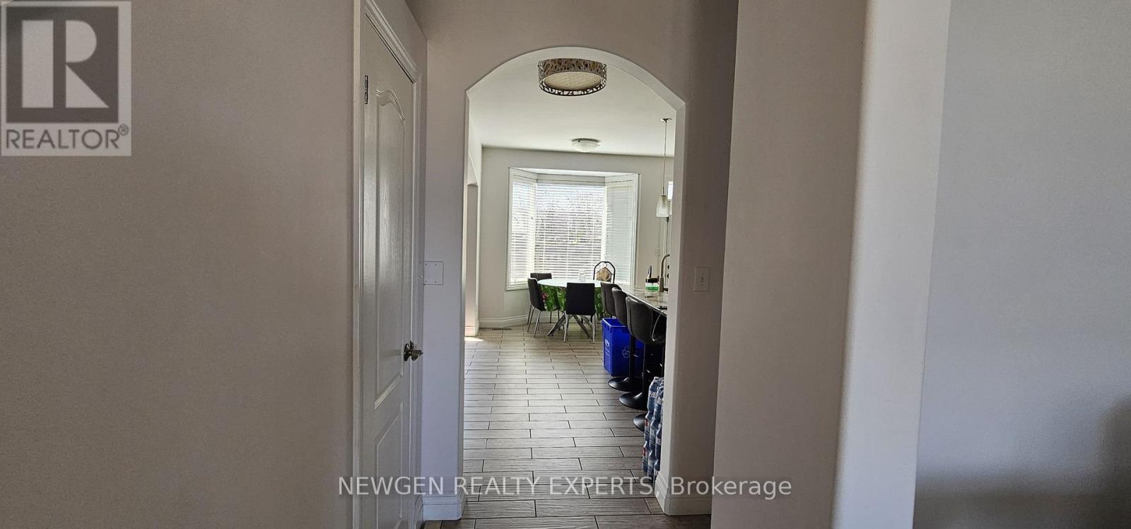 687 Marley Crescent, Milton, Ontario  L9T 5M1 - Photo 4 - W13749080