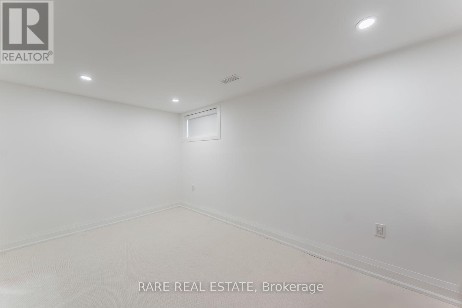 1 - 27 Fairbank Avenue, Toronto, Ontario  M6E 3Y5 - Photo 6 - W13749088