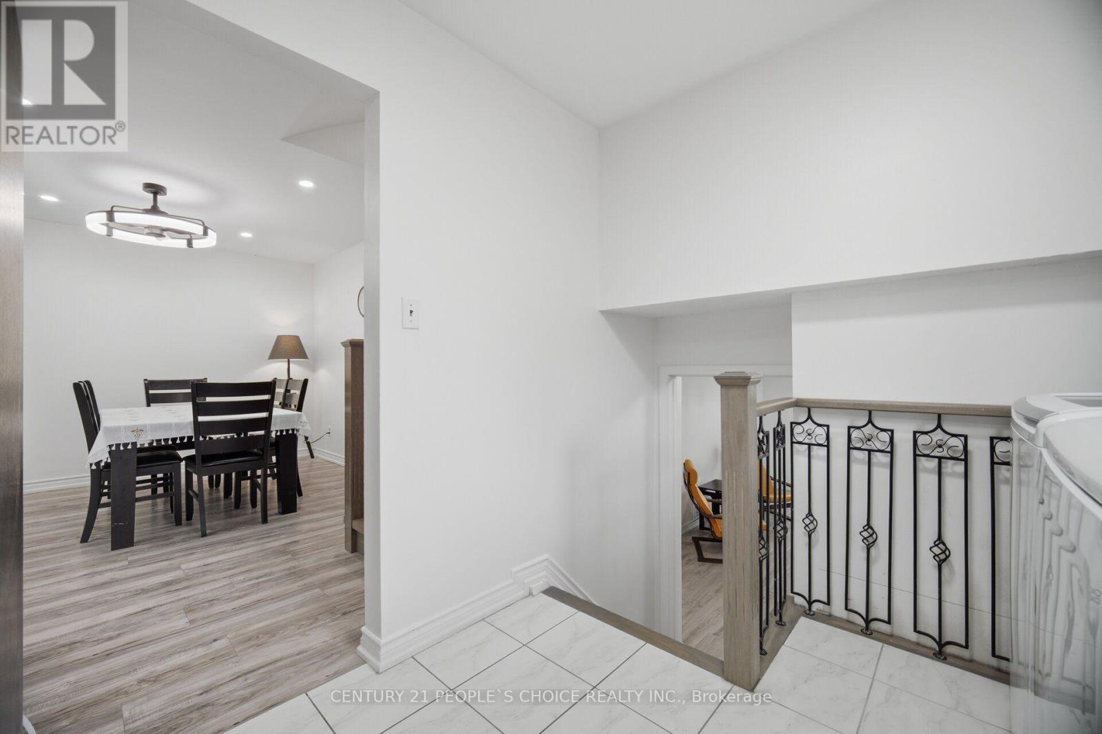 578 Cavell Drive, Mississauga, Ontario  L5B 2N9 - Photo 25 - W13749090