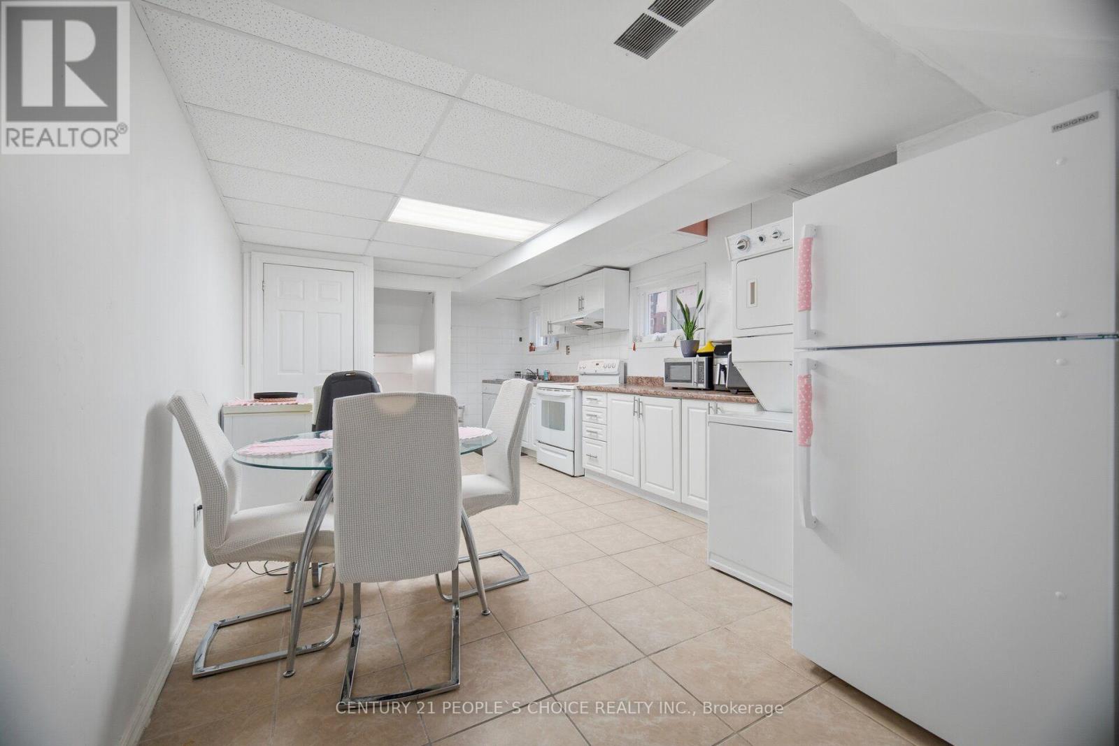 578 Cavell Drive, Mississauga, Ontario  L5B 2N9 - Photo 36 - W13749090