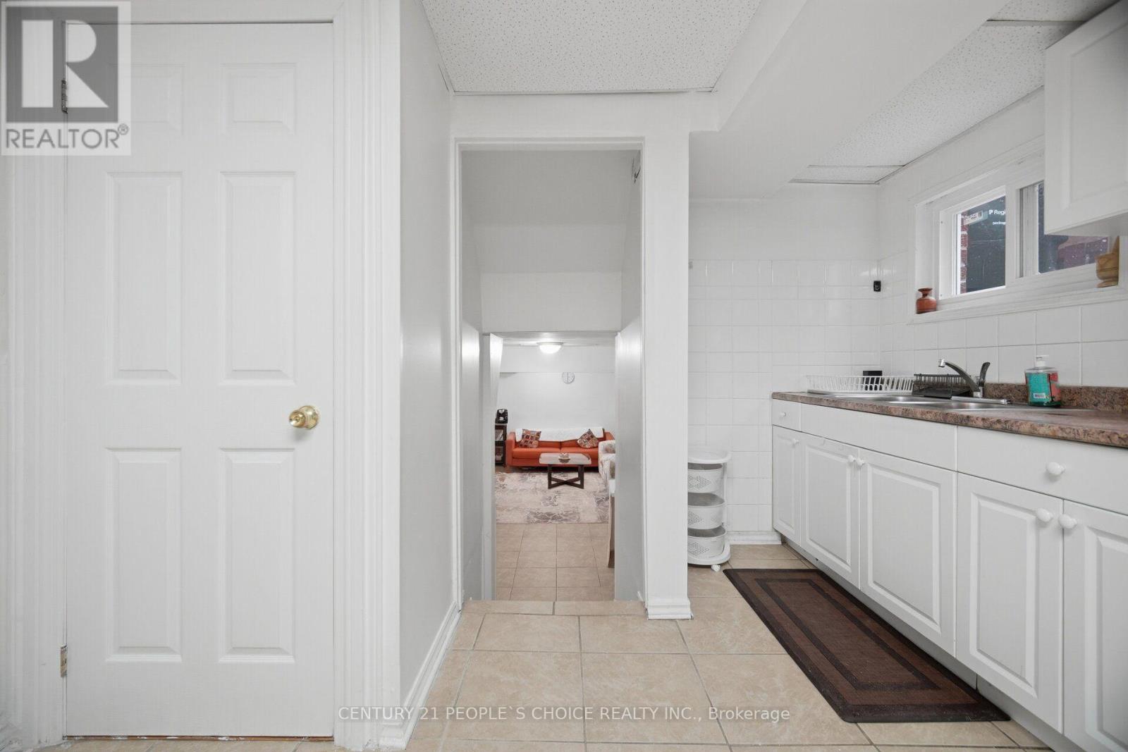 578 Cavell Drive, Mississauga, Ontario  L5B 2N9 - Photo 40 - W13749090