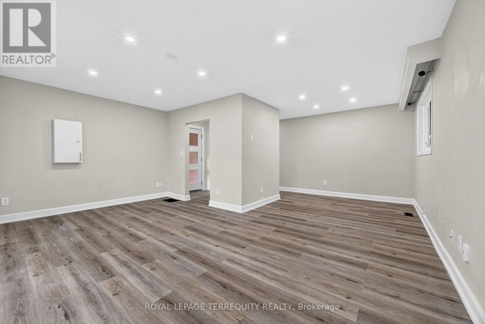 134 Switzer Drive, Oshawa, Ontario  L1G 3J7 - Photo 11 - E13749066