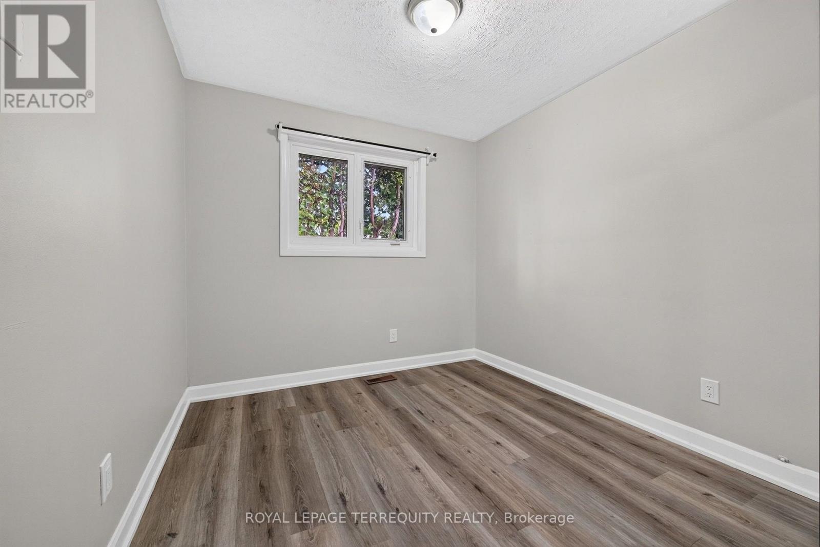 134 Switzer Drive, Oshawa, Ontario  L1G 3J7 - Photo 19 - E13749066