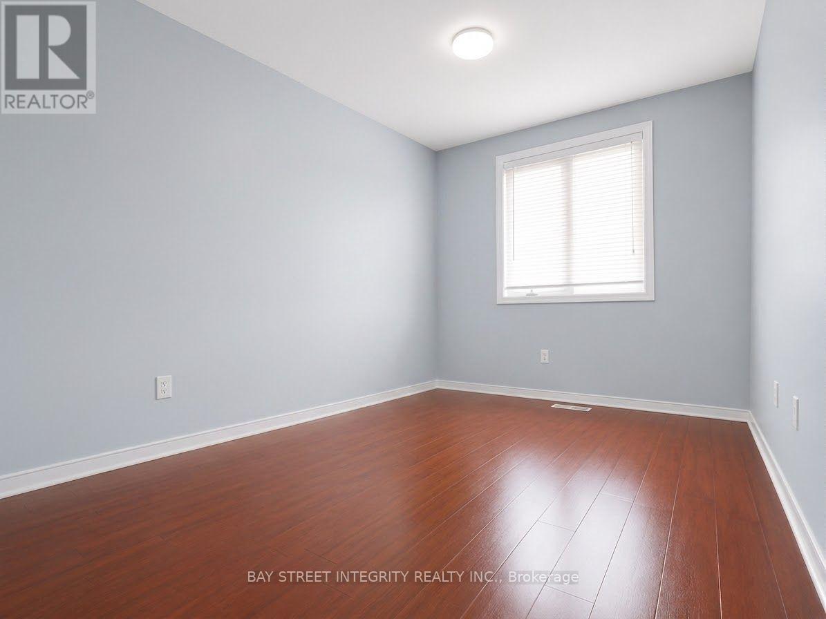 2054 Glenhampton Road, Oakville, Ontario  L6M 3T9 - Photo 12 - W13748524