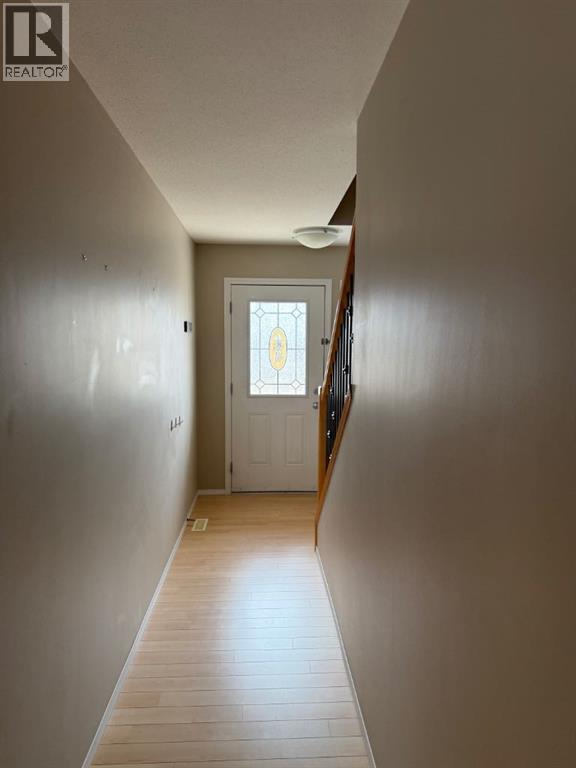 18 Sierra Avenue SW, Medicine Hat, Alberta  T1B 0A5 - Photo 20 - A2342908