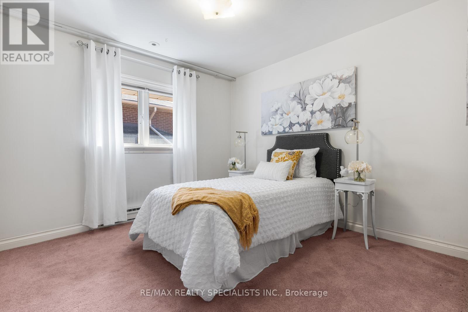 14 Michael Drive, Toronto (Hillcrest Village), Ontario  M2H 2A3 - Photo 23 - C13747276