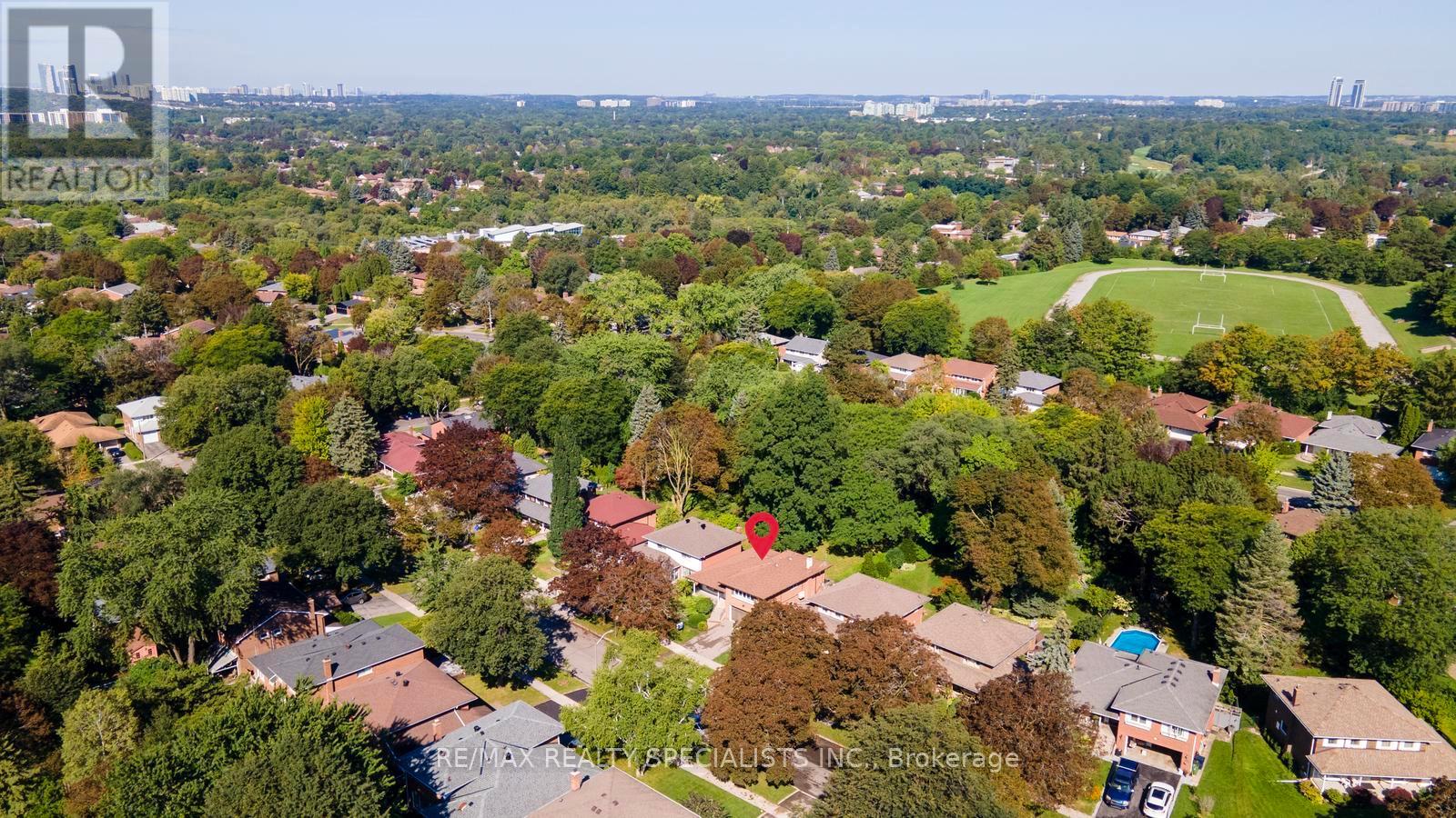 14 Michael Drive, Toronto (Hillcrest Village), Ontario  M2H 2A3 - Photo 36 - C13747276